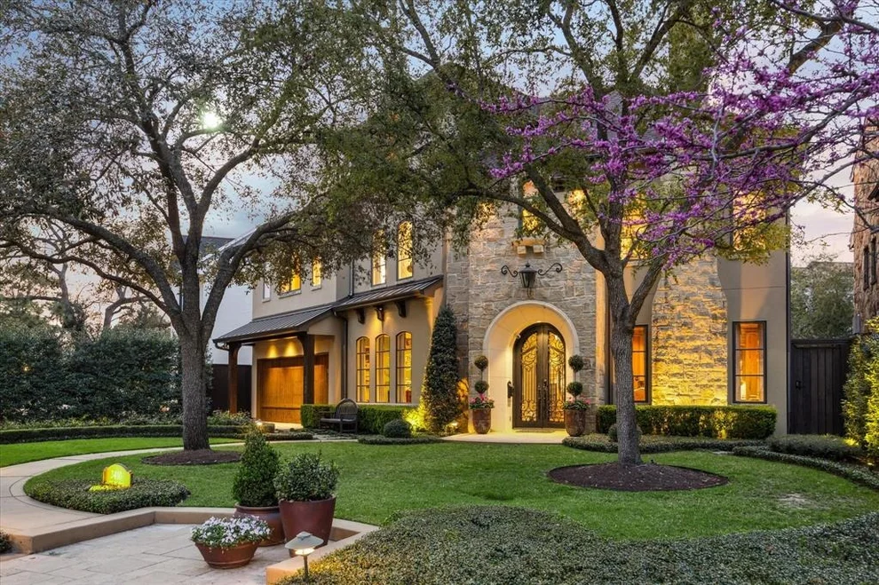 Unit for sale at 3410 Banbury Place, Houston, TX 77027