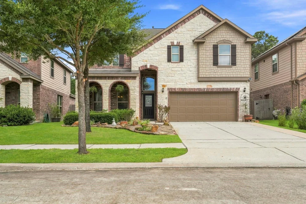 Unit for sale at 6014 Rivergrove Bend Drive, Humble, TX 77346