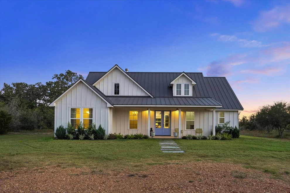 Unit for sale at 3214 Schoenst Road, Carmine, TX 78932