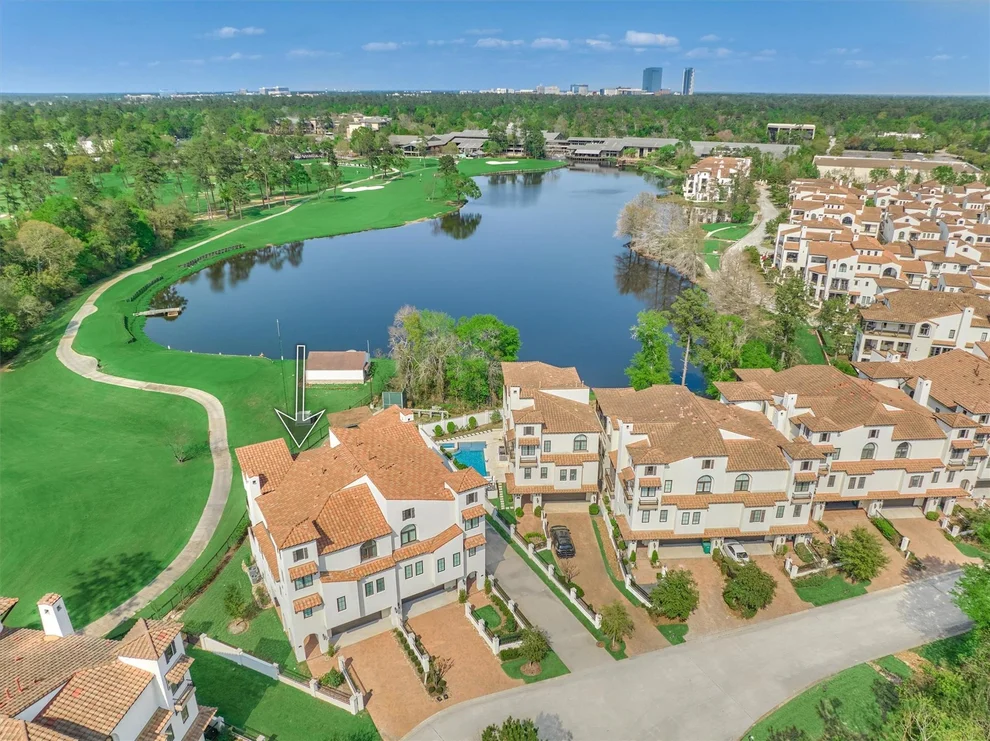 Unit for sale at 42 Secluded Trail, The Woodlands, TX 77380