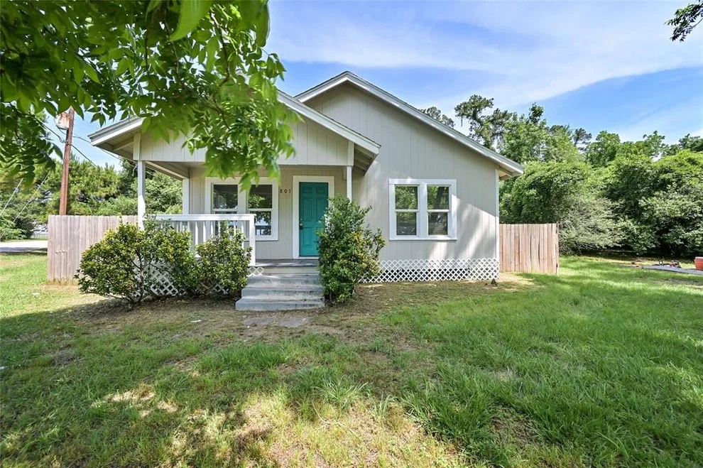 Unit for sale at 801 S Travis Avenue, Cleveland, TX 77327