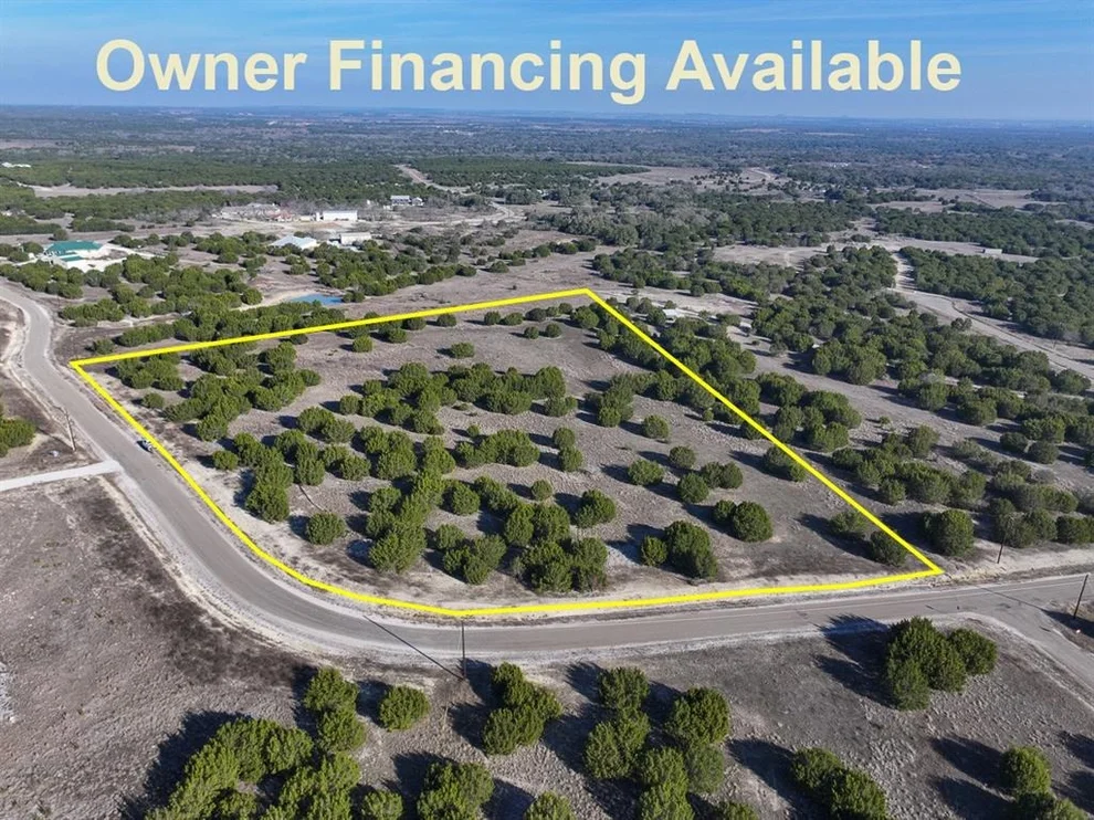 Unit for sale at 1 High View Lane, Lampasas, TX 76550