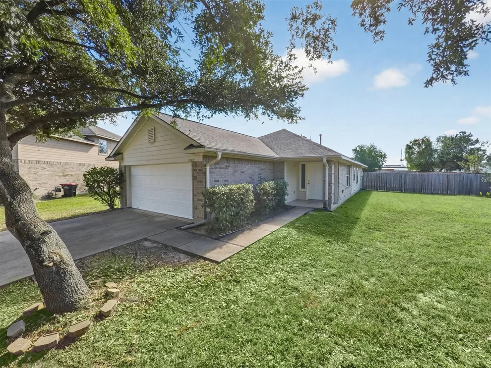 Unit for sale at 7107 Cloaksdale Lane, Cypress, TX 77433