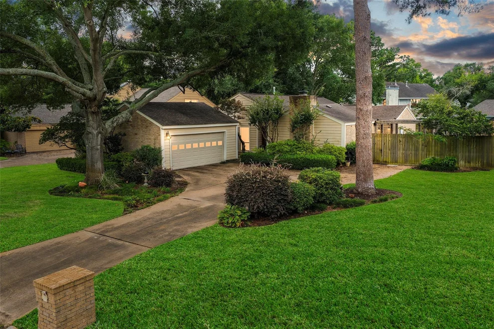 Unit for sale at 14811 Royal Birkdale Street, Houston, TX 77095