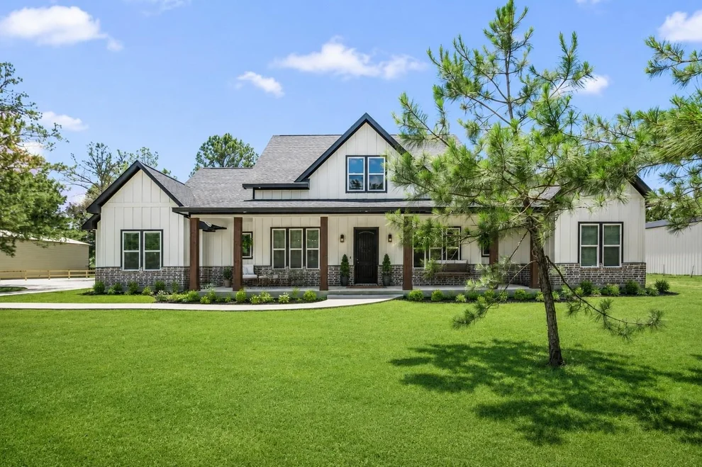 Unit for sale at 4330 Holstein Drive, Cleveland, TX 77328