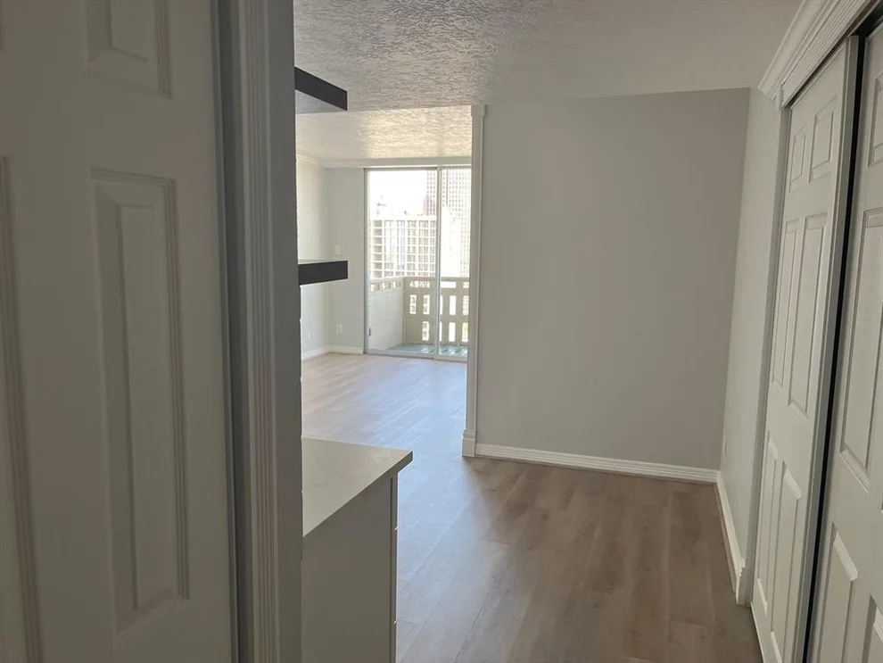 Unit for sale at 2016 Main Street, Houston, TX 77002