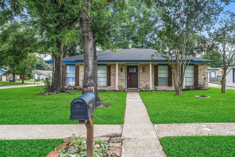Unit for sale at 1923 Briarcreek Boulevard, Houston, TX 77073