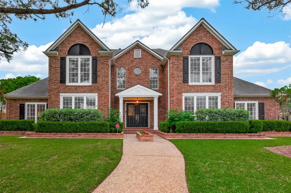 Unit for sale at 3107 E Hickory Park Circle, Sugar Land, TX 77479