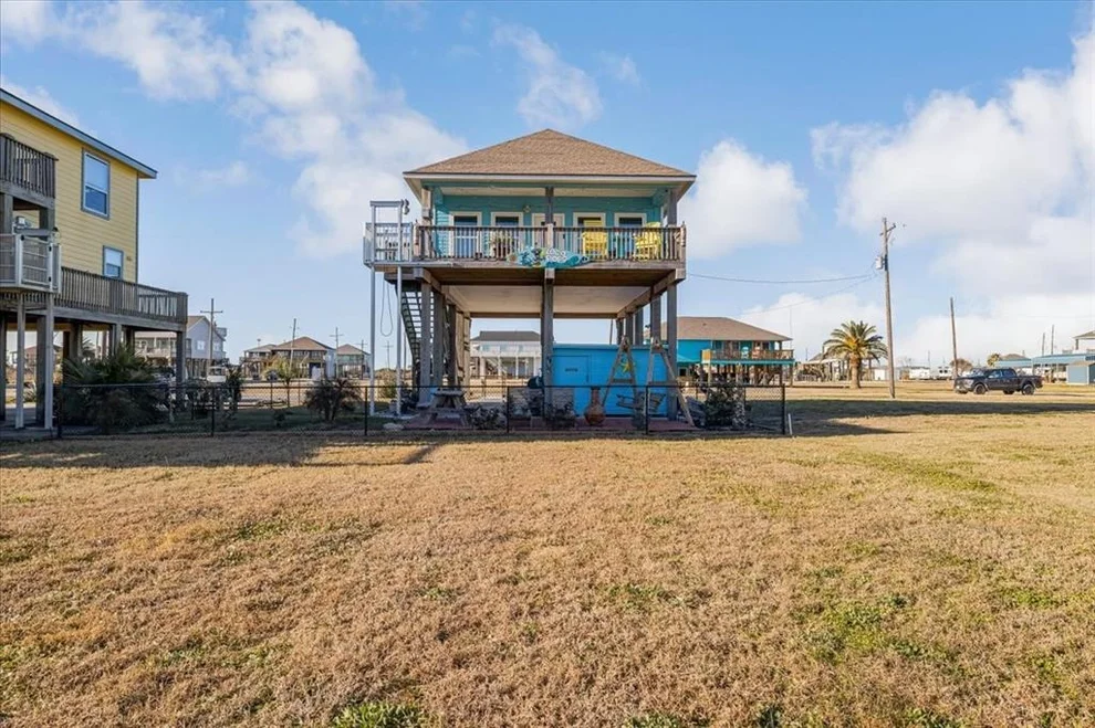 Unit for sale at 110 Verdia Drive, Crystal Beach, TX 77650