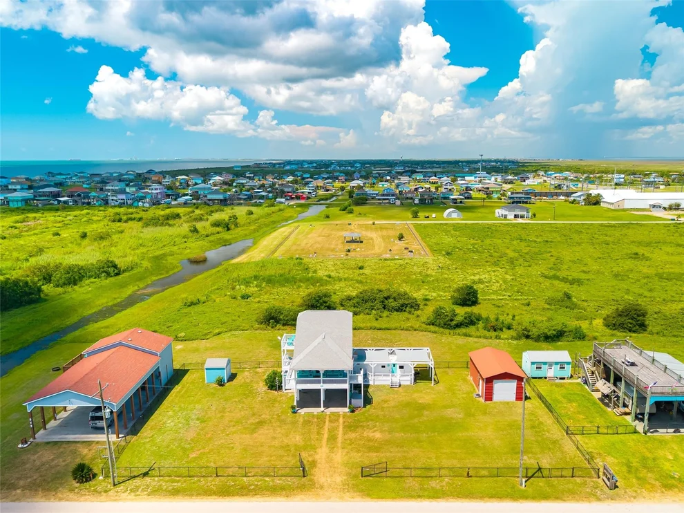 Unit for sale at 981 Sea Spray Drive, Crystal Beach, TX 77650