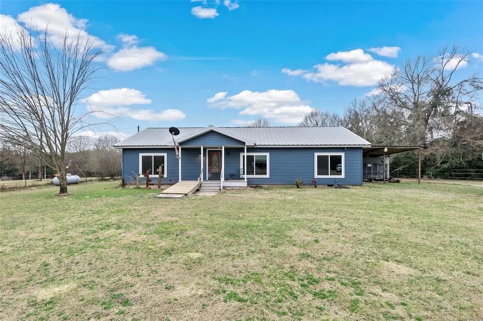 Unit for sale at 4748 County Road 426, Marquez, TX 77865