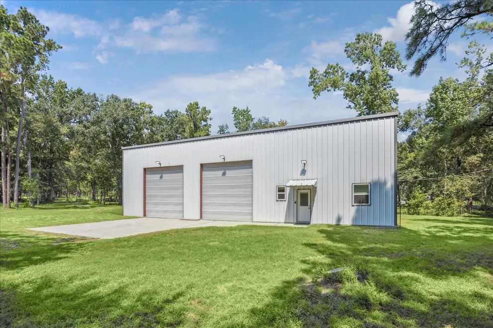 Unit for sale at 24930 Joseph Road, Hockley, TX 77447
