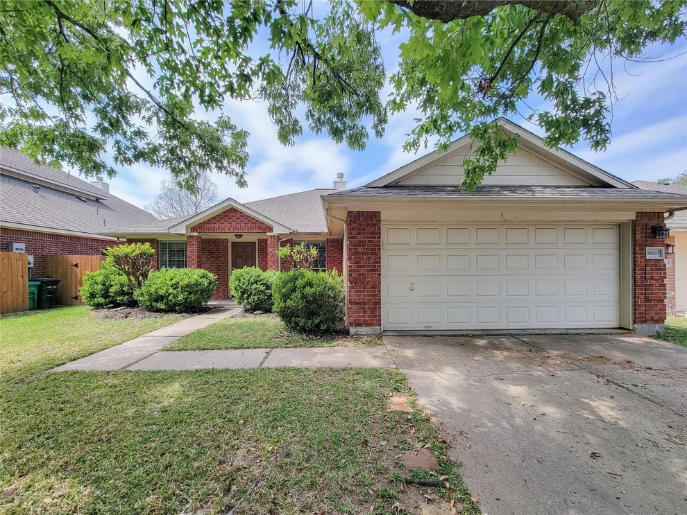 Unit for sale at 11007 Desert Springs Circle, Houston, TX 77095