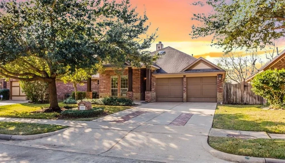 Unit for sale at 3707 Garden Way, Missouri City, TX 77459