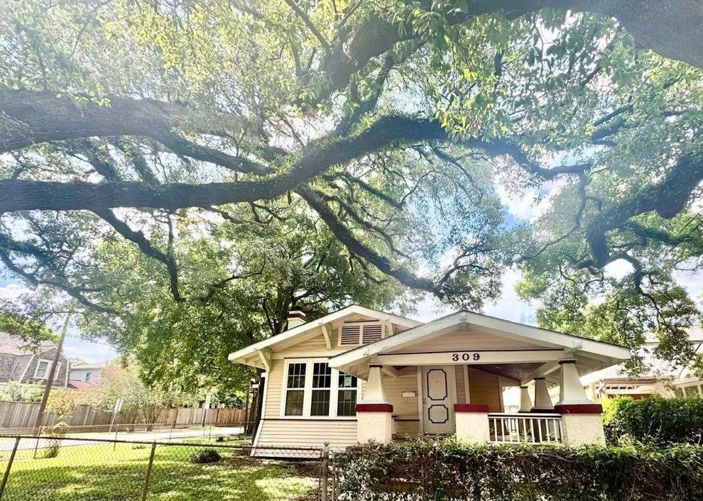 Unit for sale at 309 Bayland Avenue, Houston, TX 77009