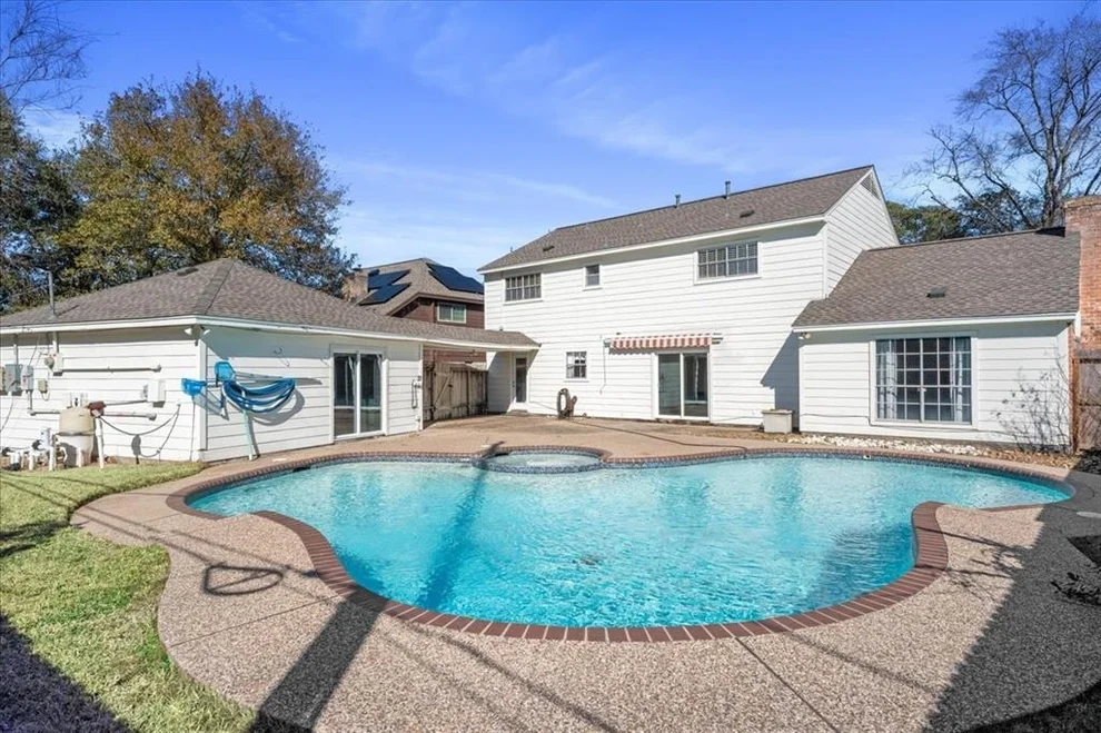Unit for sale at 16315 Sir William Drive, Spring, TX 77379