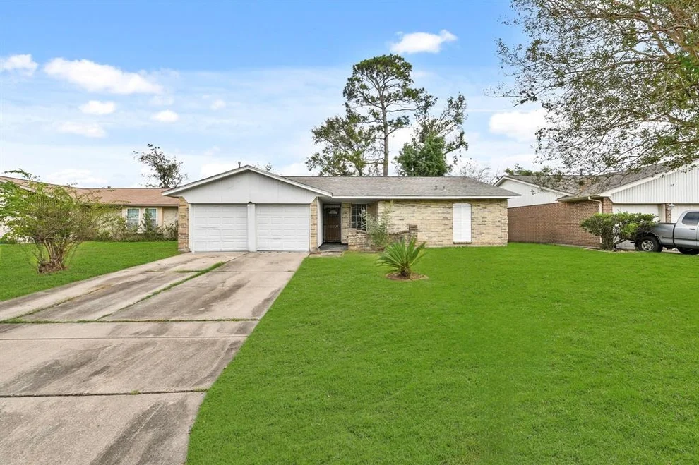 Unit for sale at 615 Wood Smoke Drive, Houston, TX 77013