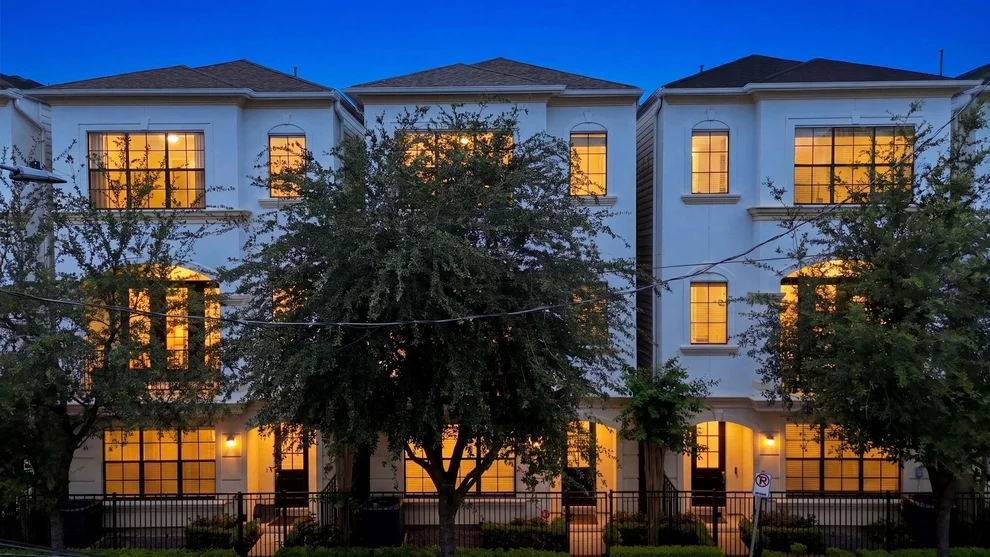 Unit for sale at 911 W Drew Street, Houston, TX 77006