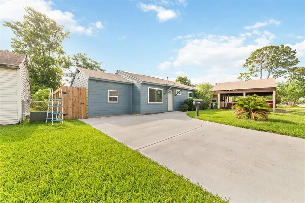 Unit for sale at 9333 Fairland Drive, Houston, TX 77051