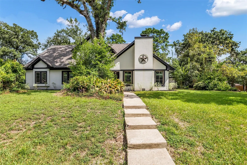 Unit for sale at 509 Glen Haven Drive, Conroe, TX 77385