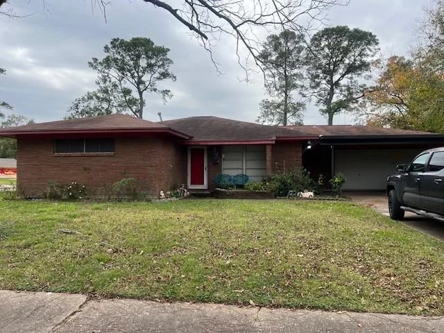 Unit for sale at 5510 Meadow Creek Lane, Houston, TX 77017