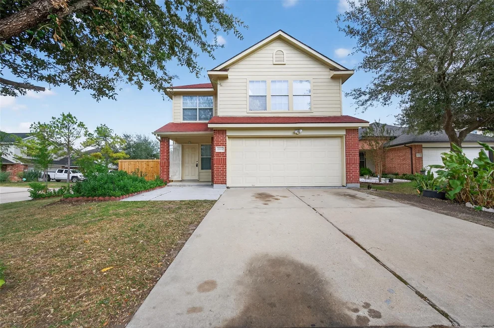 Unit for sale at 12603 Estrella Ct, Houston, TX 77045