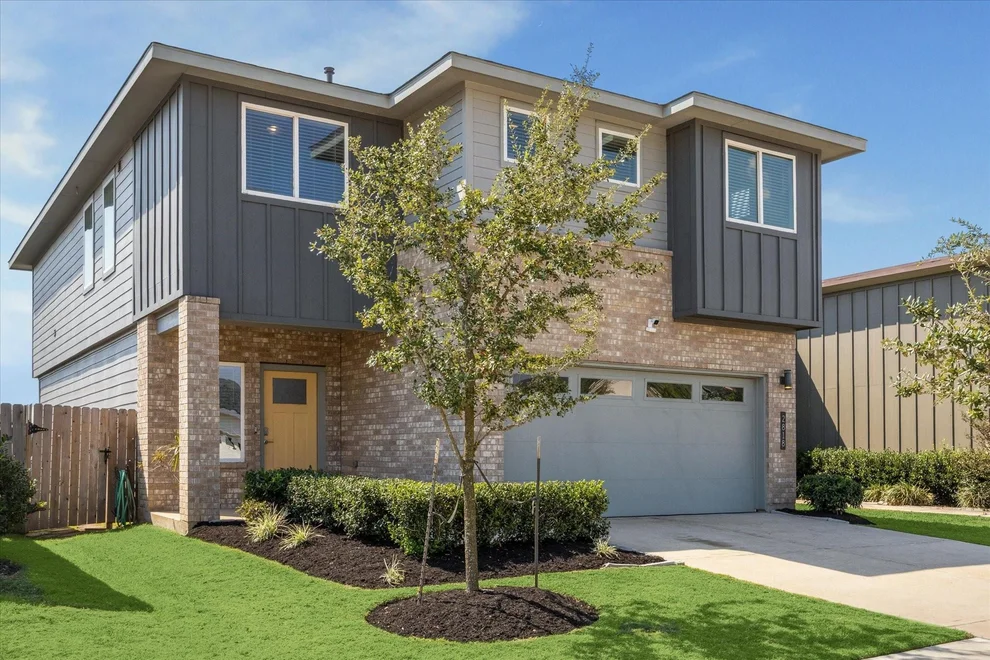 Unit for sale at 2818 Chancery Summit Court, Houston, TX 77047