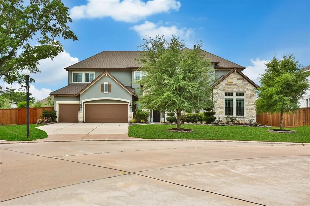 Unit for sale at 11203 Chestnut River Lane, Cypress, TX 77433
