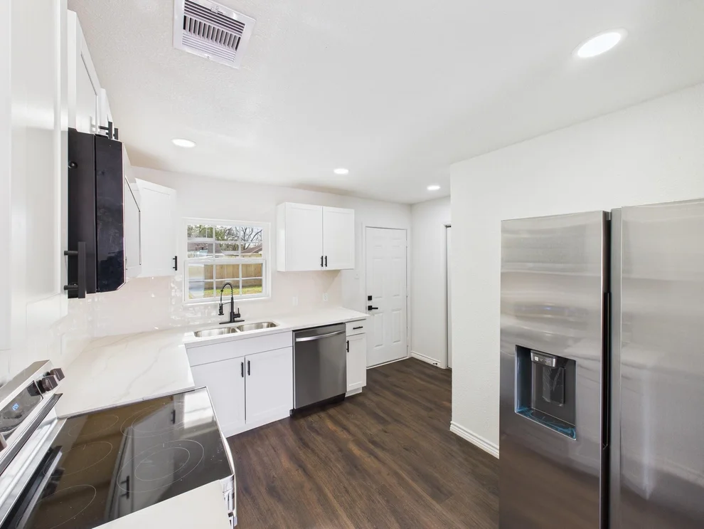 Unit for sale at 6206 Bellfort Street, Houston, TX 77087