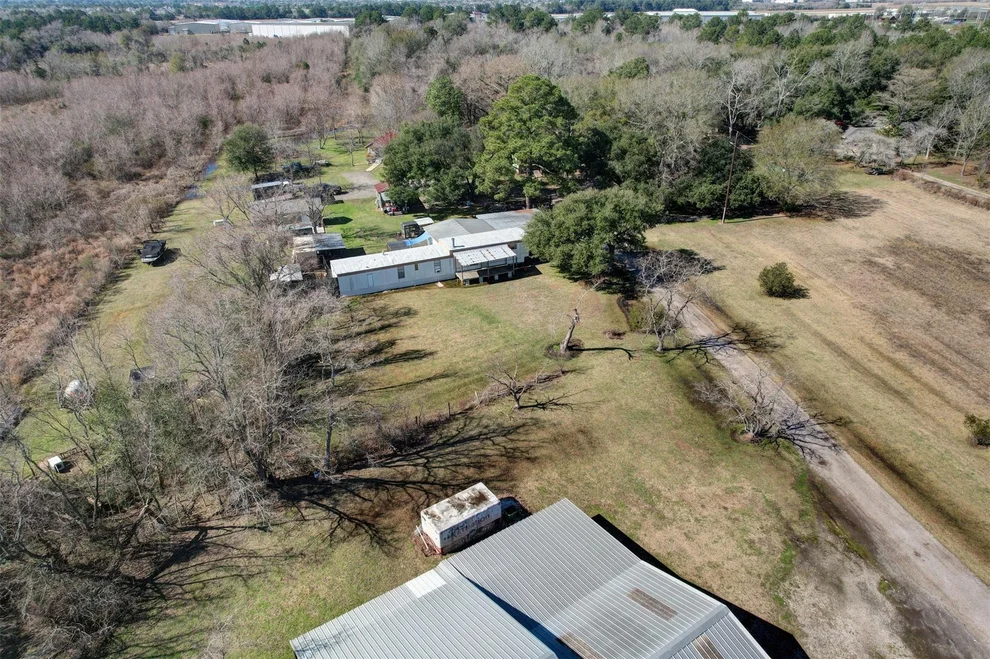 Unit for sale at 19403 Stuebner Airline Road, Spring, TX 77379