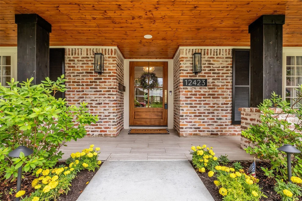 Unit for sale at 12423 Boheme Drive, Houston, TX 77024