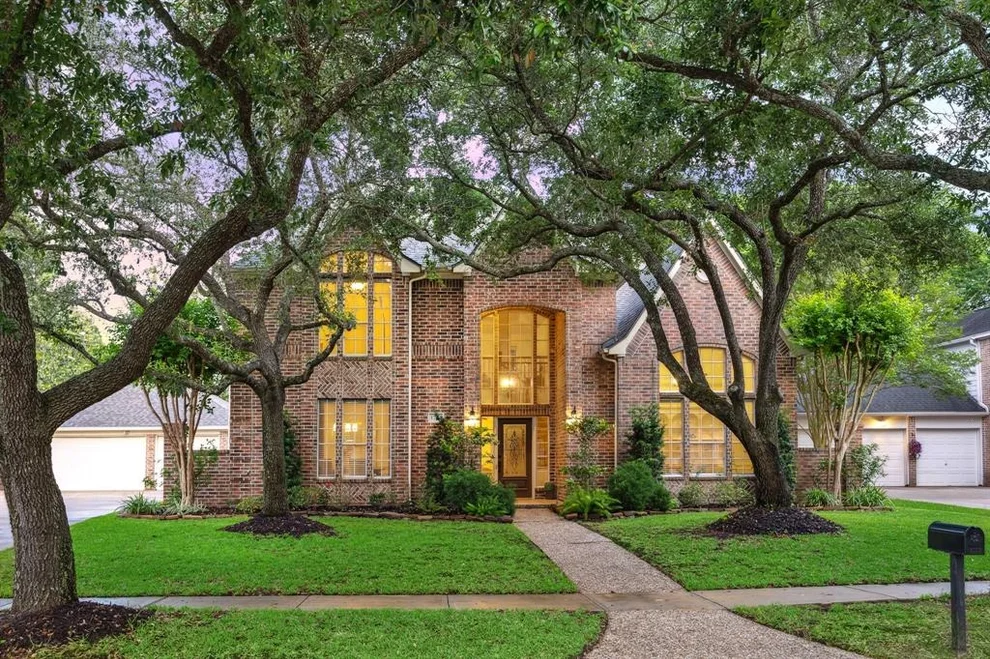 Unit for sale at 1703 Windsor Park Drive, Houston, TX 77094