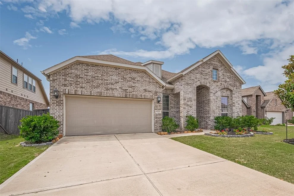 Unit for sale at 9723 Slumbering Willow Lane, Richmond, TX 77406