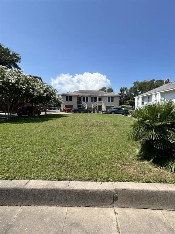 Unit for sale at 2928 Avenue O, Galveston, TX 77550