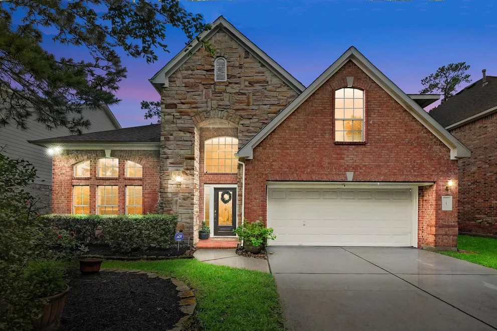 Unit for sale at 23 Frontera Circle, The Woodlands, TX 77382