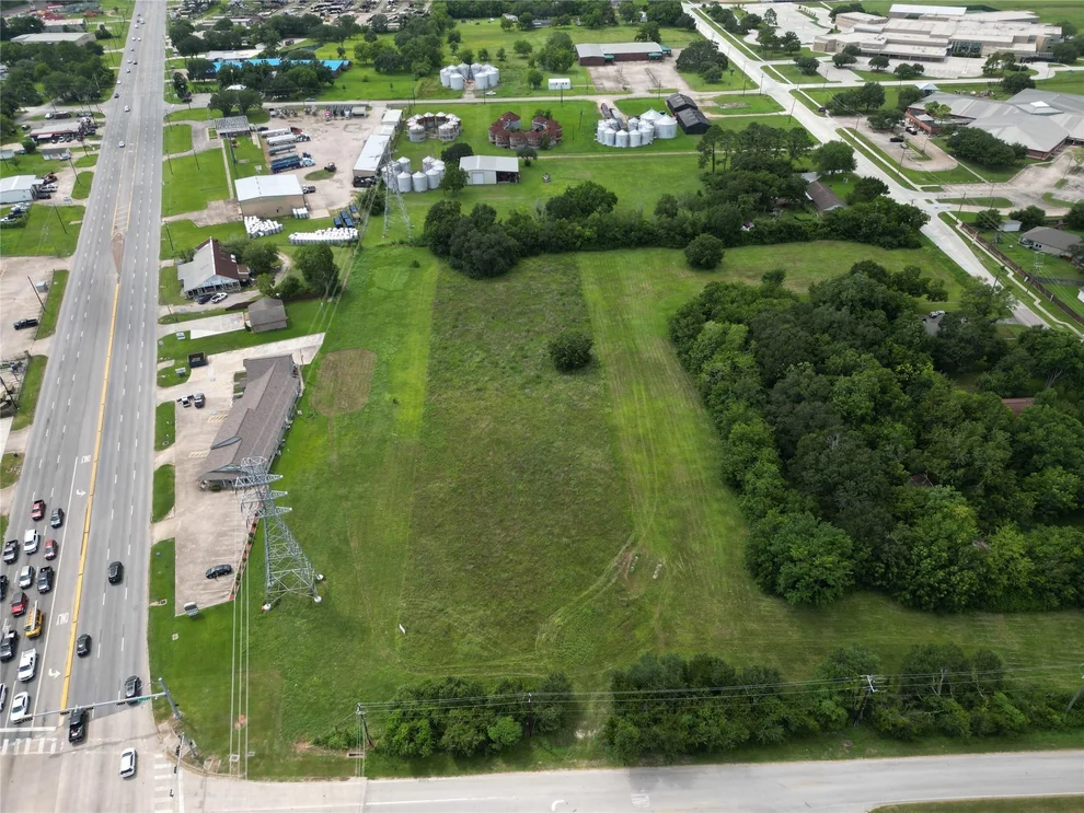 Unit for sale at 1225 Brazos Street, Alvin, TX 77511