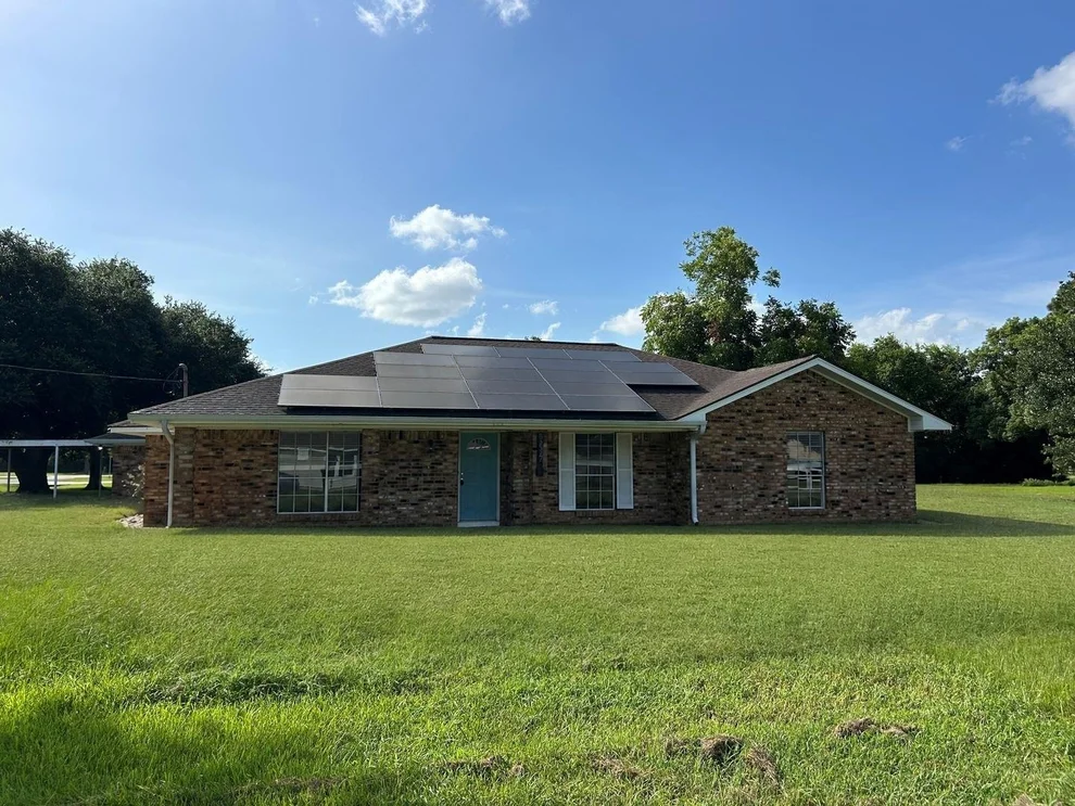Unit for sale at 5822 4th Street, Danbury, TX 77534