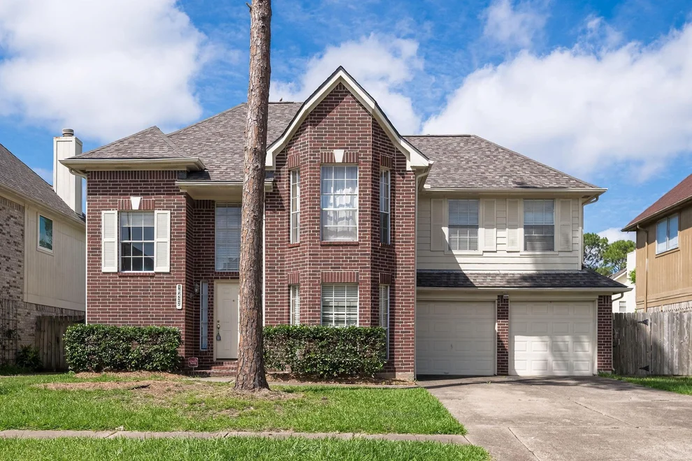 Unit for sale at 16422 Elmwood Point Lane, Sugar Land, TX 77498