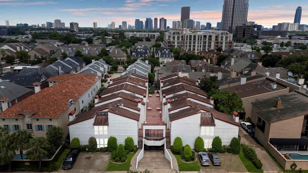 Unit for sale at 1535 Potomac Drive, Houston, TX 77057