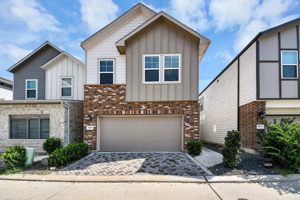 Unit for sale at 8505 Rising Stream Drive, Houston, TX 77063