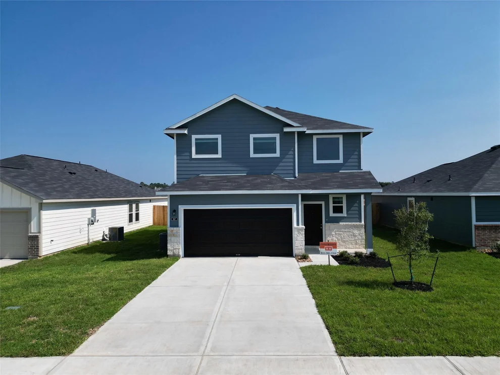 Unit for sale at 817 Stoney Point Lane, Dayton, TX 77535