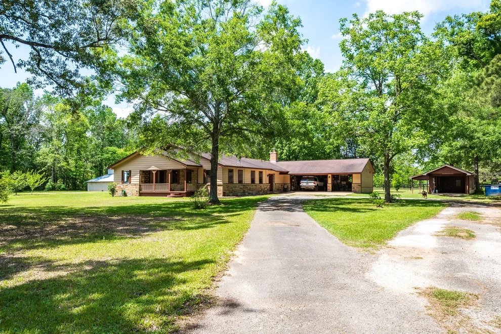 Unit for sale at 2870 Fostoria Tram Road, Cleveland, TX 77328