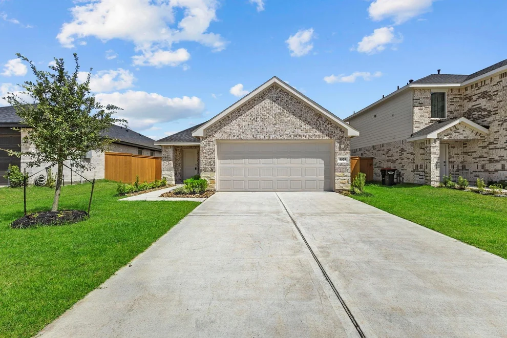 Unit for sale at 3025 Brizzo Beach Lane, Katy, TX 77493