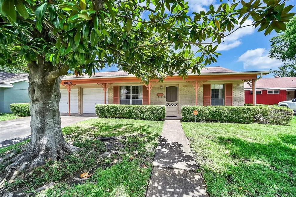 Unit for sale at 6814 Mobud Drive, Houston, TX 77074