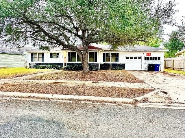 Unit for sale at 515 Vaky Street, Corpus Christi, TX 78404