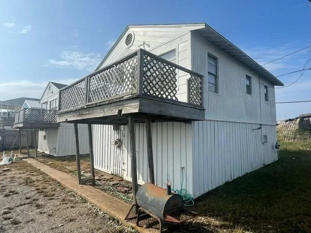 Unit for sale at 219 Bayshore Drive, Palacios, TX 77465