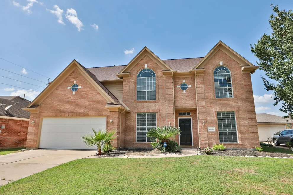 Unit for sale at 18434 S Wimbledon Drive, Katy, TX 77449