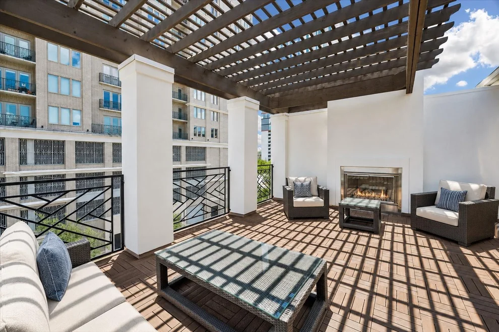 Unit for sale at 5306 La Branch Street, Houston, TX 77004