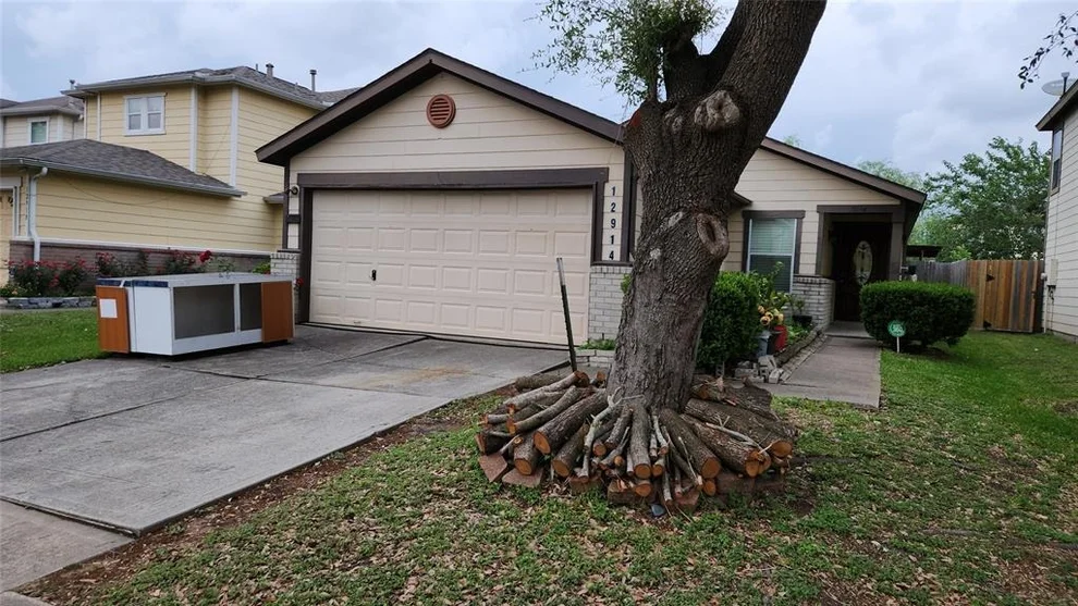 Unit for sale at 12914 Cloverwalk Lane, Houston, TX 77072