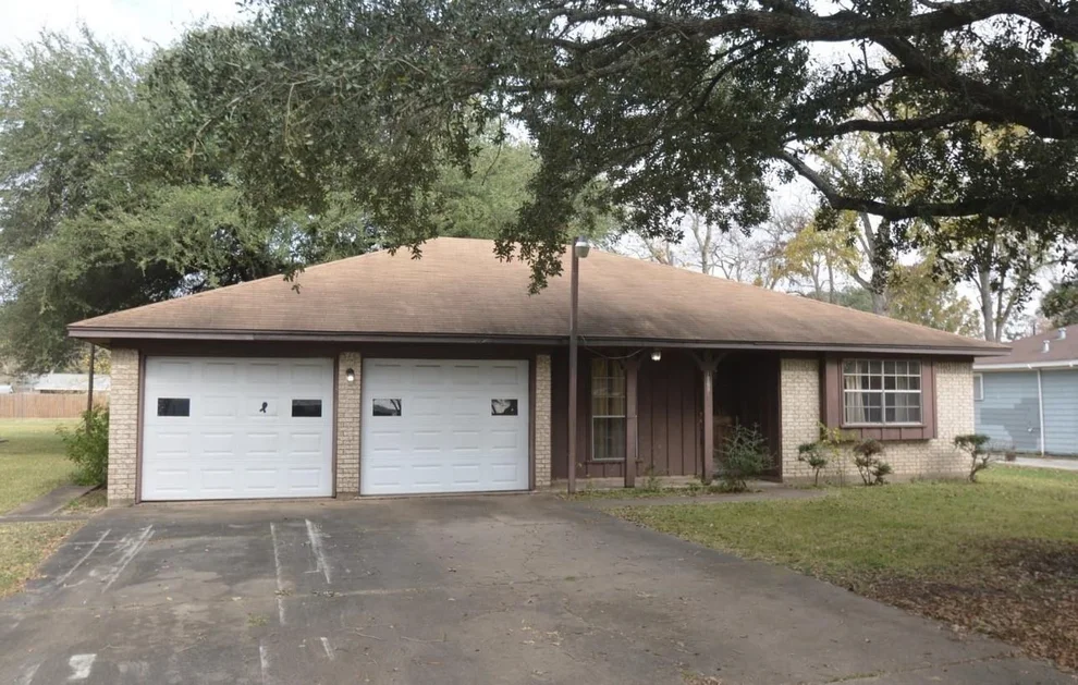 Unit for sale at 1203 Bernard Avenue, Rosenberg, TX 77471
